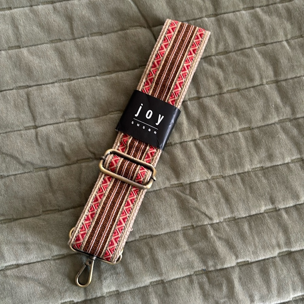 JOY Susan adjustable guitar strap